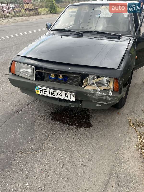 Хэтчбек ВАЗ / Lada 2108 1990 в Херсоне