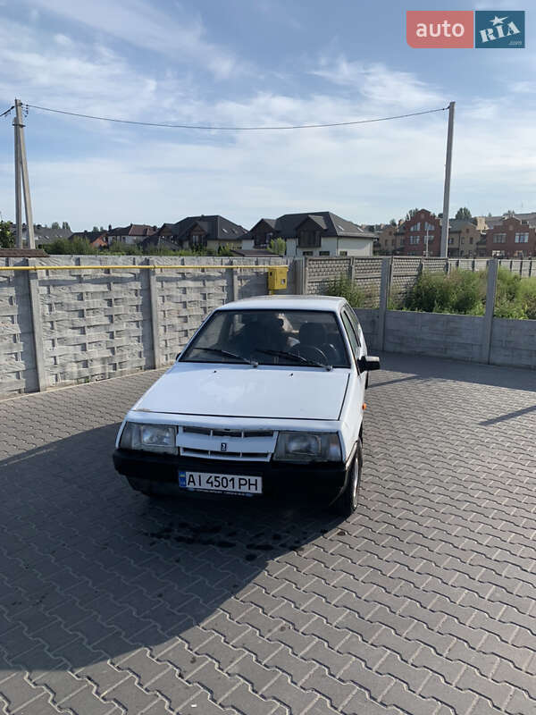 Хэтчбек ВАЗ / Lada 2108 1988 в Белой Церкви