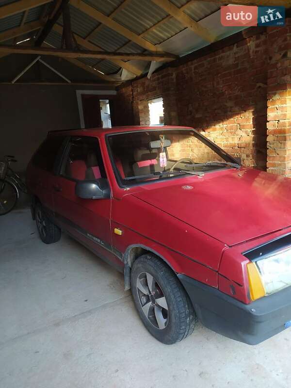 Хэтчбек ВАЗ / Lada 2108 1991 в Жидачове