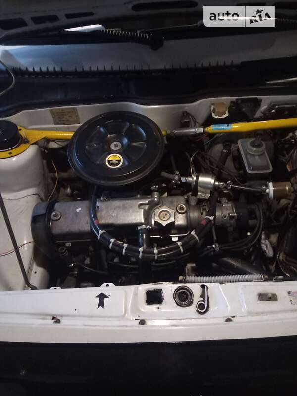 Хэтчбек ВАЗ / Lada 2108 1990 в Новоукраинке
