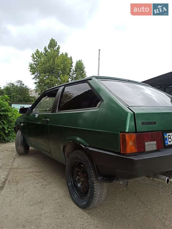 Хэтчбек ВАЗ / Lada 2108 1999 в Черновцах фото 7 Хэтчбек ВАЗ / Lada 2108 1999 в Черновцах