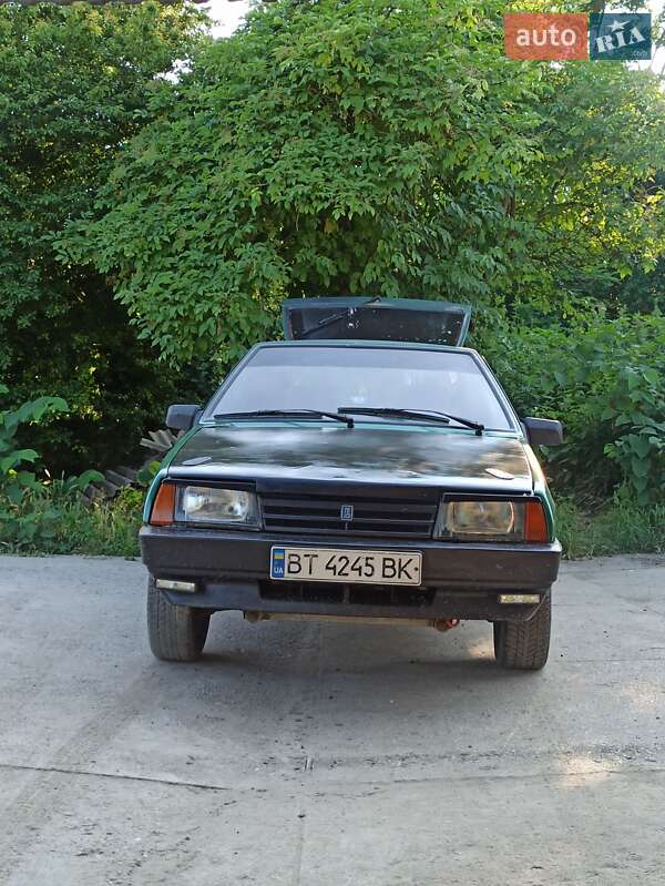 Хэтчбек ВАЗ / Lada 2108 1999 в Черновцах фото 11 Хэтчбек ВАЗ / Lada 2108 1999 в Черновцах