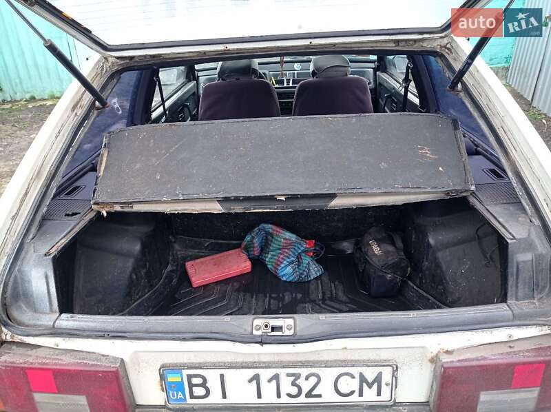 Хэтчбек ВАЗ / Lada 2108 1995 в Гадяче фото 8 Хэтчбек ВАЗ / Lada 2108 1995 в Гадяче
