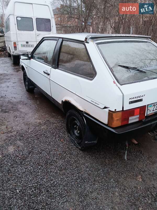 Хэтчбек ВАЗ / Lada 2108 1992 в Литине