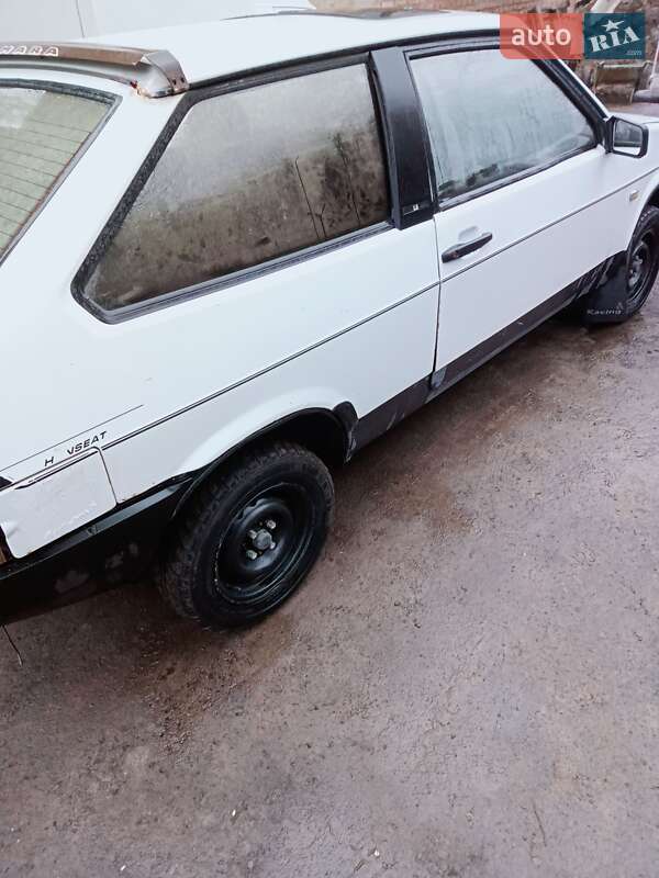 Хэтчбек ВАЗ / Lada 2108 1992 в Литине