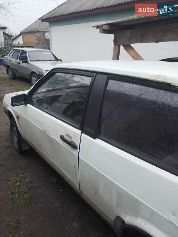 Хэтчбек ВАЗ / Lada 2108 1990 в Бершади