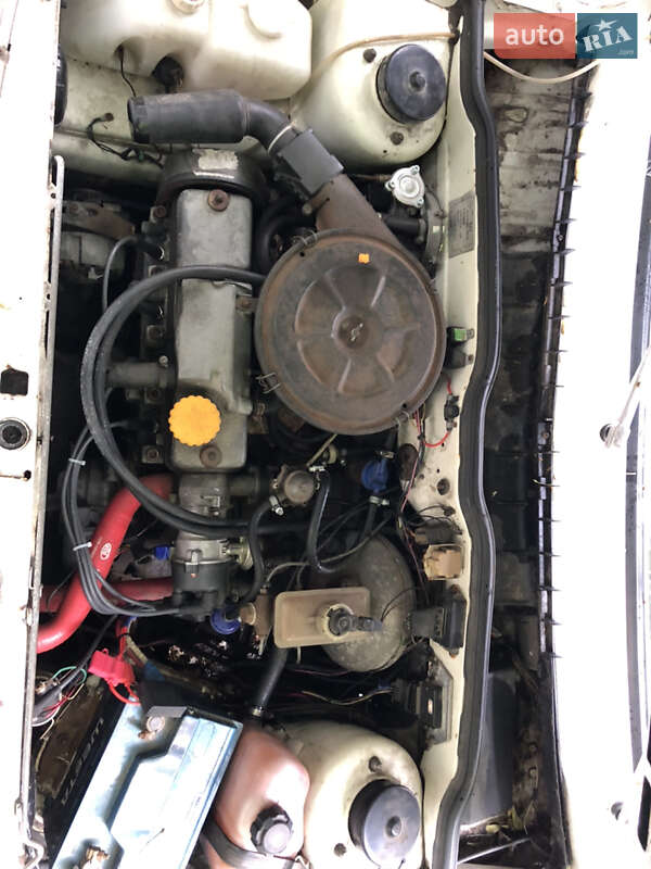 Хэтчбек ВАЗ / Lada 2108 1987 в Киеве