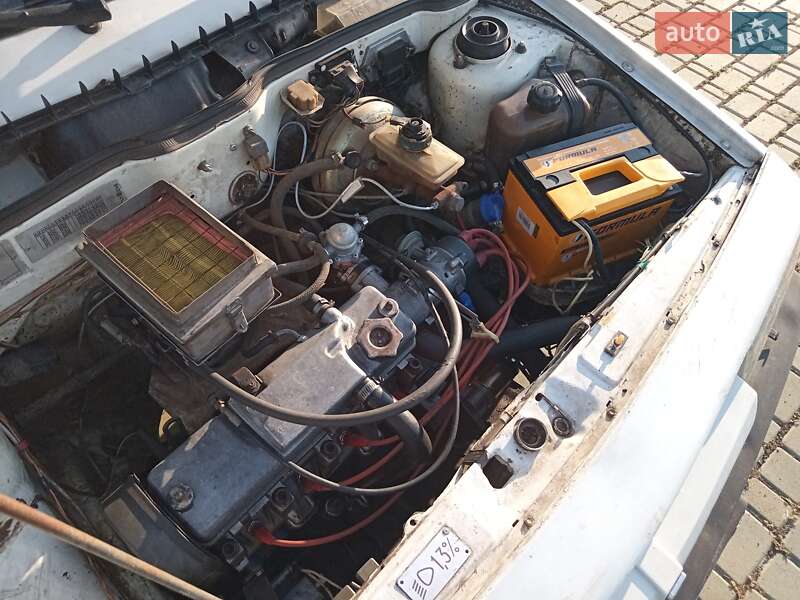 Хэтчбек ВАЗ / Lada 2108 1988 в Одессе