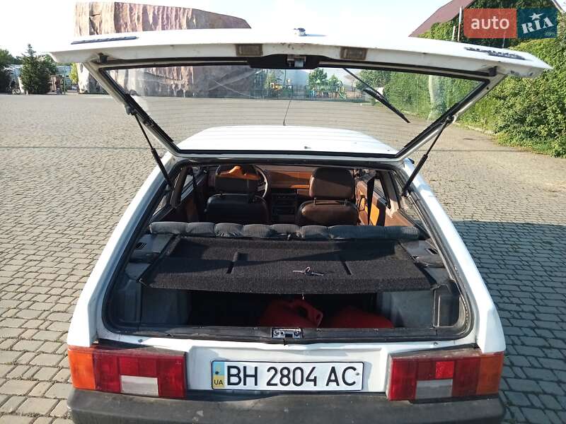 Хэтчбек ВАЗ / Lada 2108 1988 в Одессе