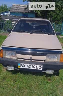 Хетчбек ВАЗ / Lada 2108 1987 в Городку