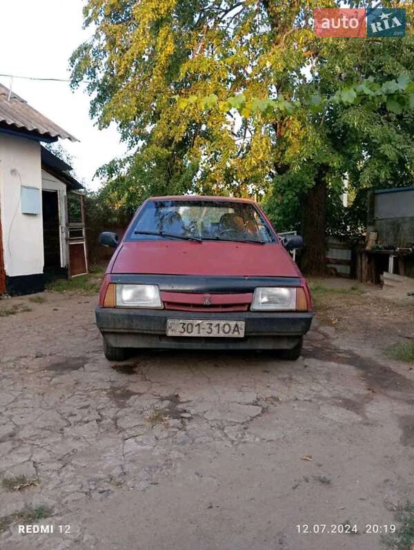 Хэтчбек ВАЗ / Lada 2108 1988 в Саврани фото 3 Хэтчбек ВАЗ / Lada 2108 1988 в Саврани