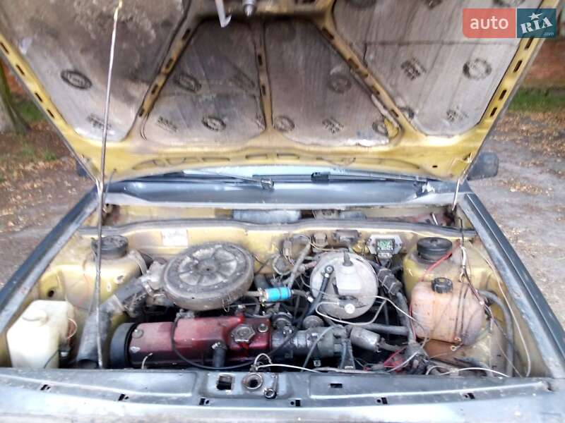 Хетчбек ВАЗ / Lada 2108 1986 в Довбиші