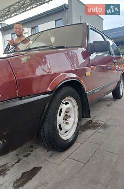 Хетчбек ВАЗ 2108 1987 в  фото 7 Хетчбек ВАЗ 2108 1987 в