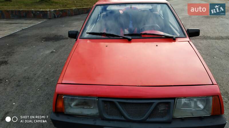 Хэтчбек ВАЗ / Lada 2108 1987 в Чуднове
