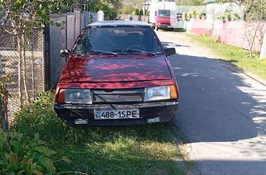 Хэтчбек ВАЗ / Lada 2108 1990 в Хусте