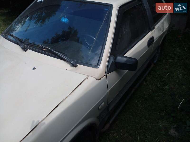 Хетчбек ВАЗ / Lada 2108 1986 в Шостці