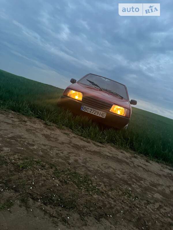 Хэтчбек ВАЗ / Lada 2108 1991 в Луцке