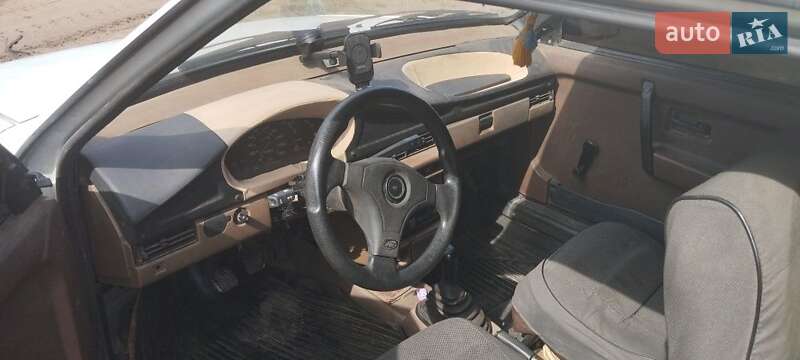Хэтчбек ВАЗ / Lada 2108 1986 в Балаклее