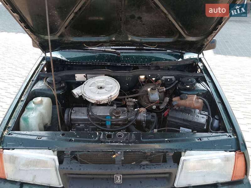 Хетчбек ВАЗ / Lada 2108 1990 в Києві