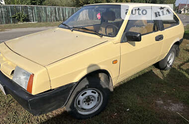 Хэтчбек ВАЗ / Lada 2108 1986 в Киеве