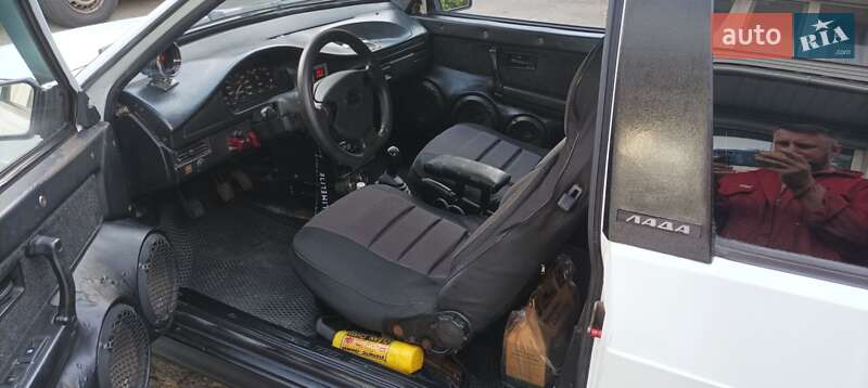 Хэтчбек ВАЗ / Lada 2108 1987 в Киеве