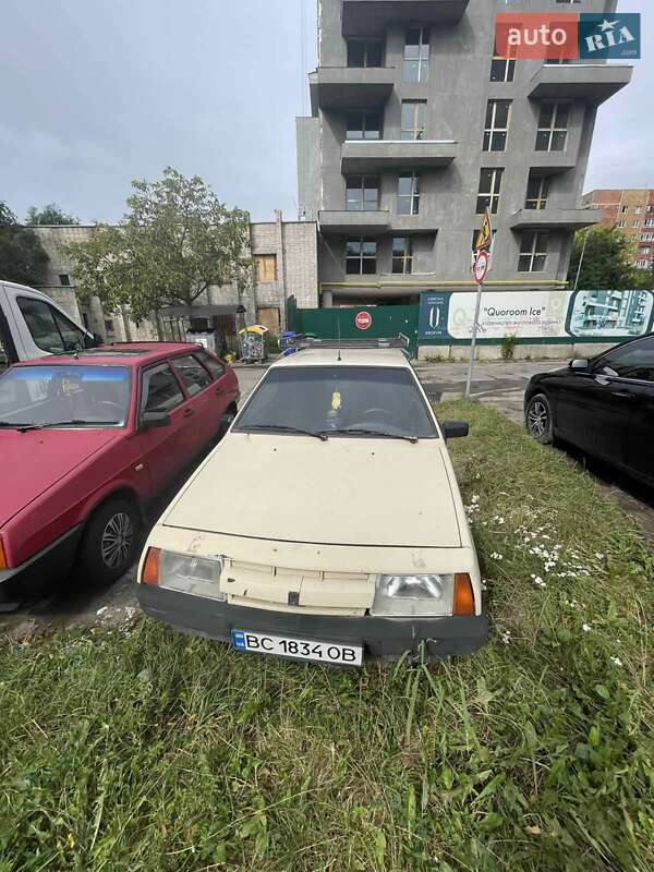 Хэтчбек ВАЗ 2108 1989 в 