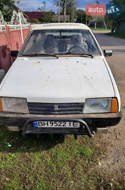 Хэтчбек ВАЗ 2108 1988 в 