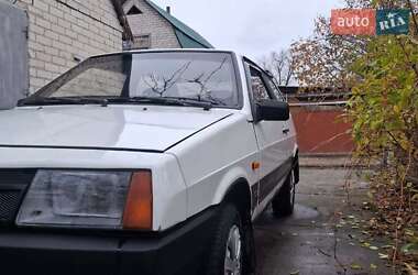 Хэтчбек ВАЗ / Lada 2108 1987 в Харькове