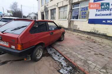 Хэтчбек ВАЗ / Lada 2108 1993 в Житомире