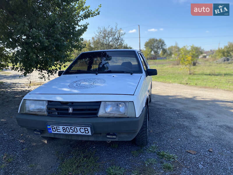 Хетчбек ВАЗ / Lada 2108 1990 в Новому Бузі