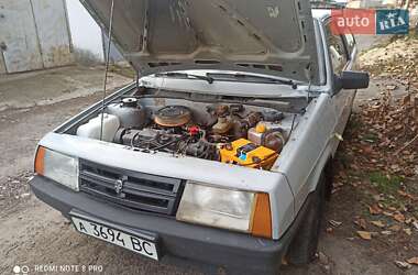 Хетчбек ВАЗ / Lada 2108 1990 в Чернівцях