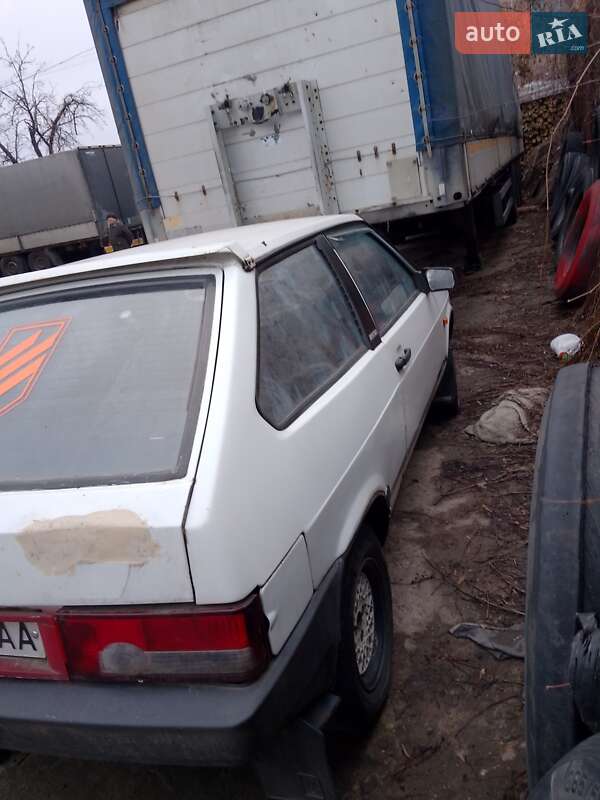 Хэтчбек ВАЗ / Lada 2108 1985 в Чернигове