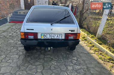 Хетчбек ВАЗ 2108 2002 в 