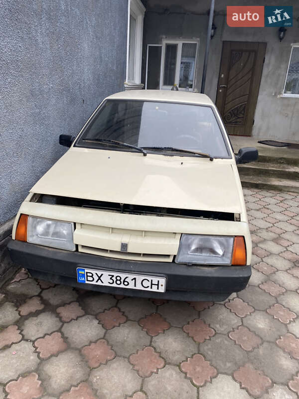 Хэтчбек ВАЗ / Lada 2108 1985 в Дунаевцах фото Хэтчбек ВАЗ / Lada 2108 1985 в Дунаевцах