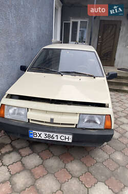 Хэтчбек ВАЗ 2108 1985 в 