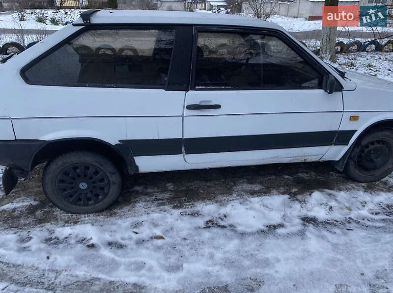 Хэтчбек ВАЗ / Lada 2108 1995 в Ровно