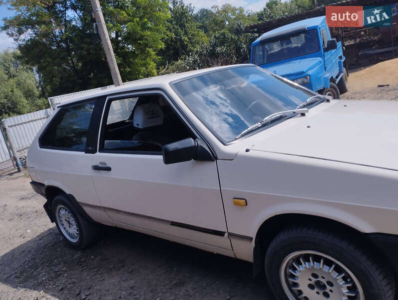 Хетчбек ВАЗ / Lada 2108 1992 в Чечельнику