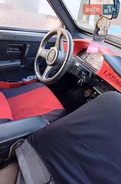 Хэтчбек ВАЗ 2108 1994 в 