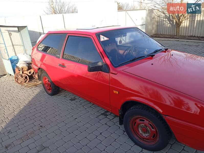 Хэтчбек ВАЗ / Lada 2108 1987 в Черкасской Лозовой фото 2 Хэтчбек ВАЗ / Lada 2108 1987 в Черкасской Лозовой