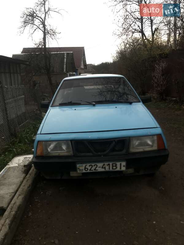 Хэтчбек ВАЗ / Lada 2108 1992 в Ямполе