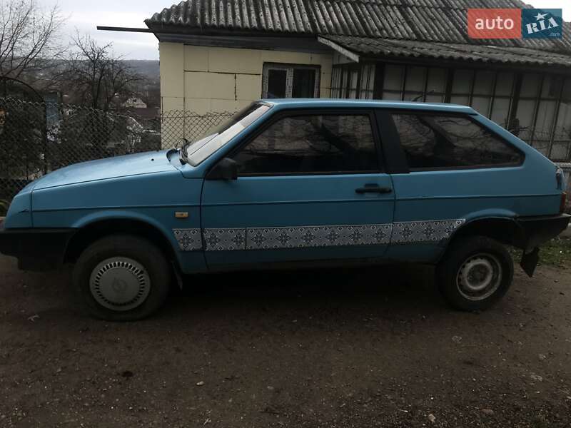 Хэтчбек ВАЗ 2108 1992 в 
