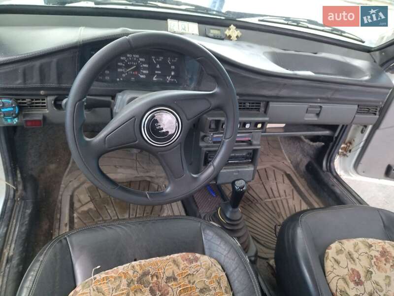 Хэтчбек ВАЗ / Lada 2108 1990 в Ровно