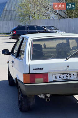Хэтчбек ВАЗ 2108 1990 в 