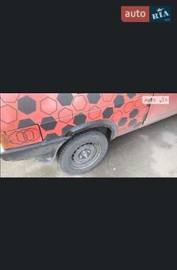 Хэтчбек ВАЗ 2108 1992 в 