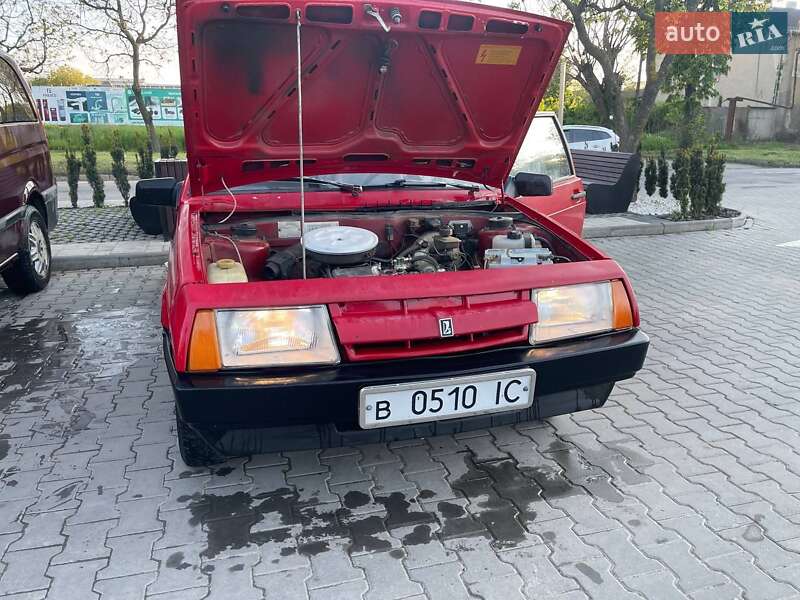 Хэтчбек ВАЗ / Lada 2108 1987 в Черновцах фото 7 Хэтчбек ВАЗ / Lada 2108 1987 в Черновцах