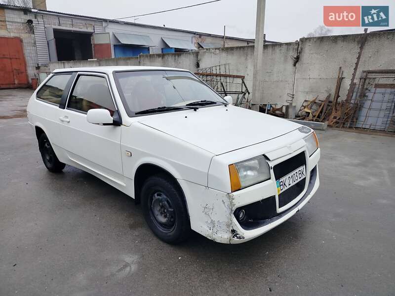 Хетчбек ВАЗ / Lada 2108 1990 в Рівному