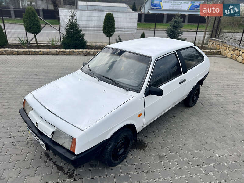 Хетчбек ВАЗ / Lada 2108 1988 в Могилів-Подільському
