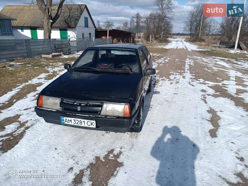 Хэтчбек ВАЗ 2108 1990 в 
