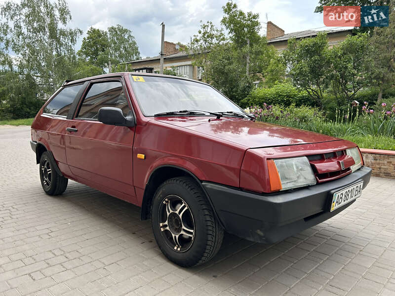 Хэтчбек ВАЗ 2108 1989 в 