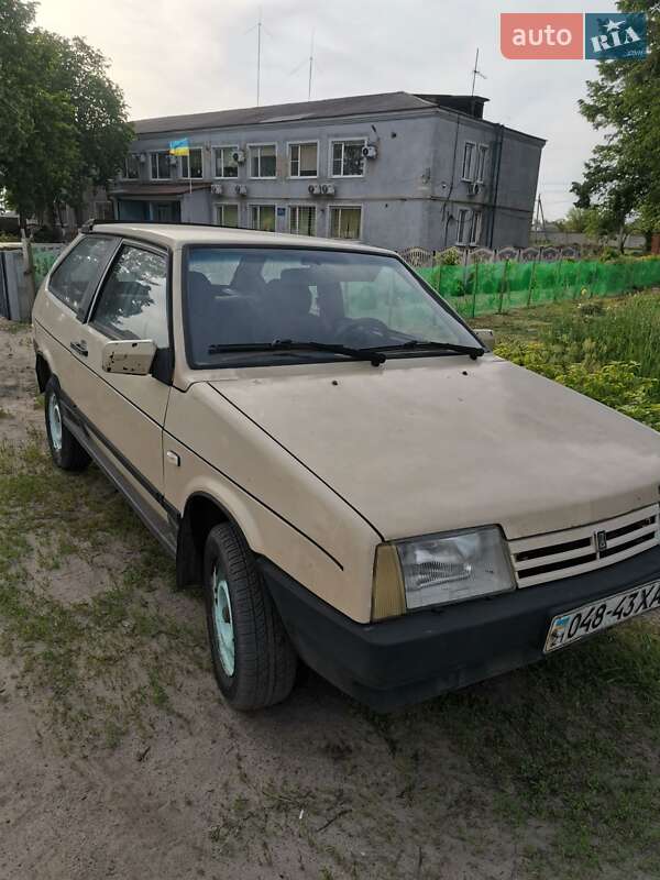 Хэтчбек ВАЗ 2108 1987 в 